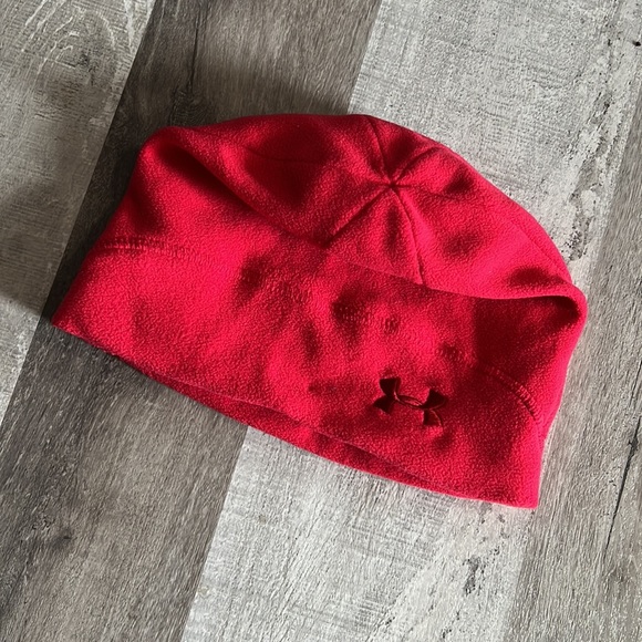 Under Armour Fleece Beanie Winter Hat Stretchy - Coral Red - small & soft - Picture 4 of 5